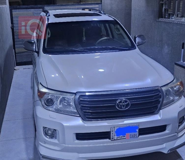 تويوتا لاندكروزر